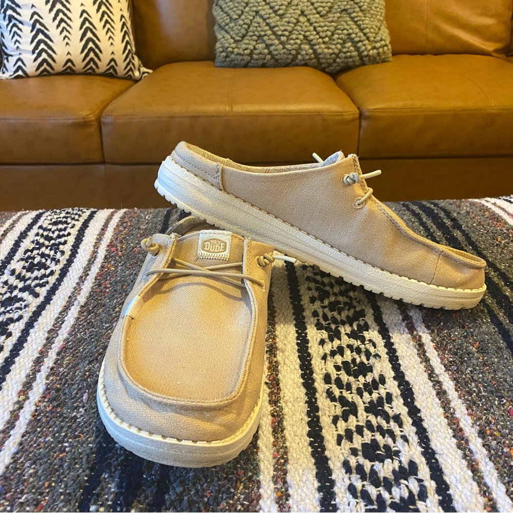 Hey Dude Wendy Slip Classic Women's Casual Shoes, Tan, W8